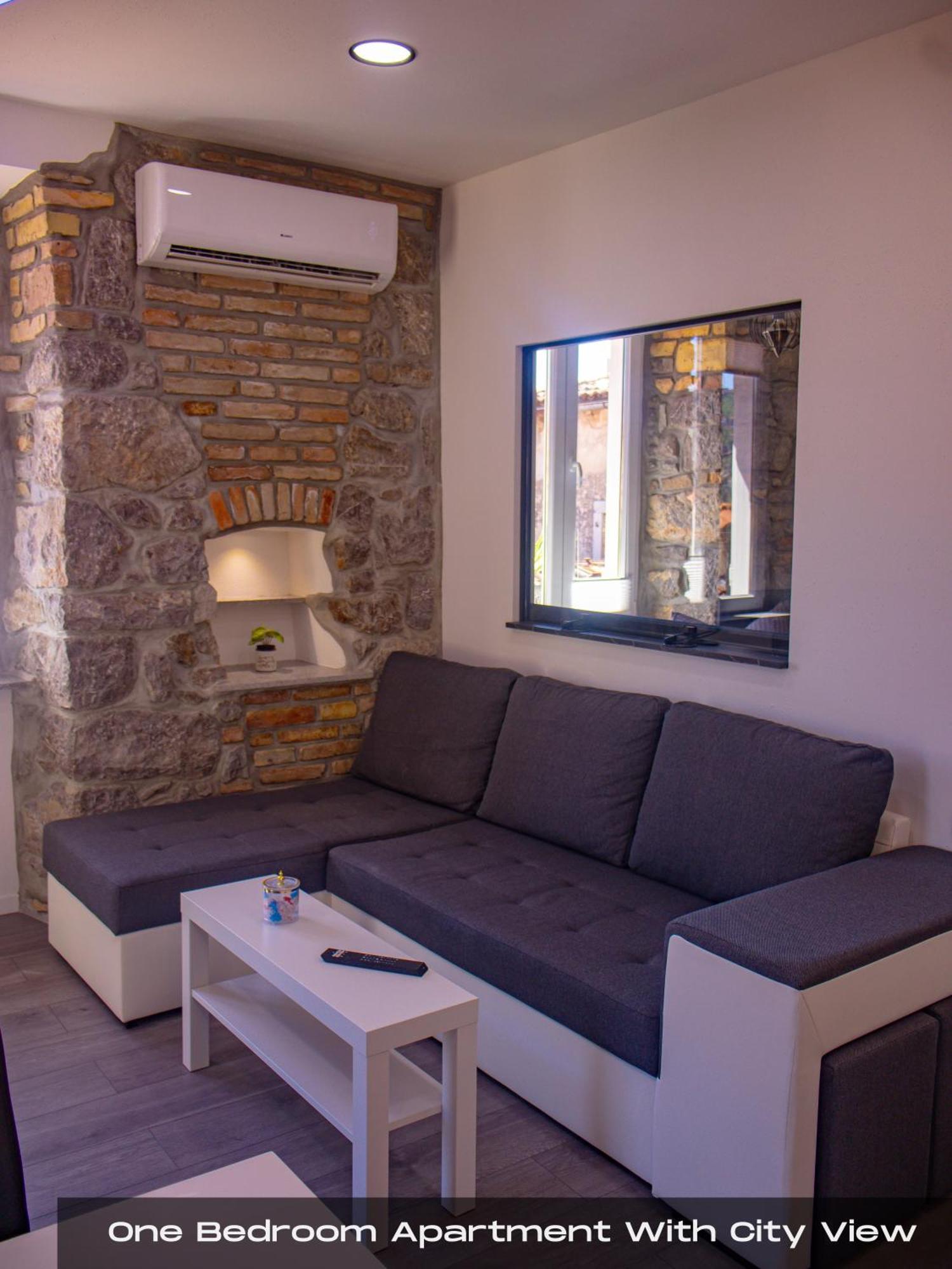 Volos With Roof Terrace, Sea View, Free Private Parking Apartma Opatija