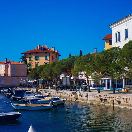 Villa Volos With Roof Terrace, Sea View, Free Private Parking Opatija Exterior foto