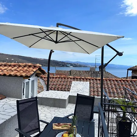 Villa Volos With Roof Terrace, Sea View, Free Private Parking Opatija Exterior foto