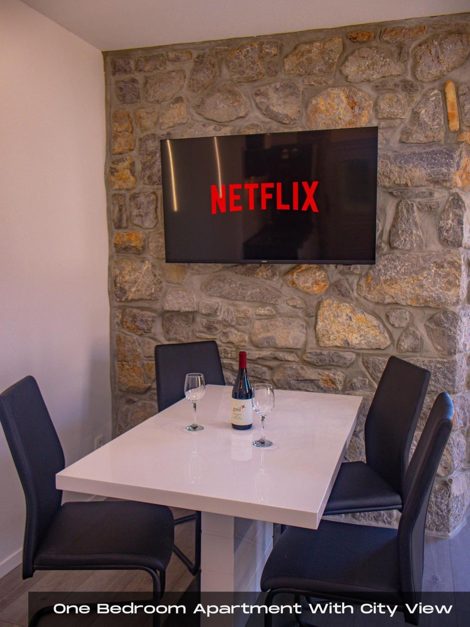 Volos With Roof Terrace, Sea View, Free Private Parking * Opatija