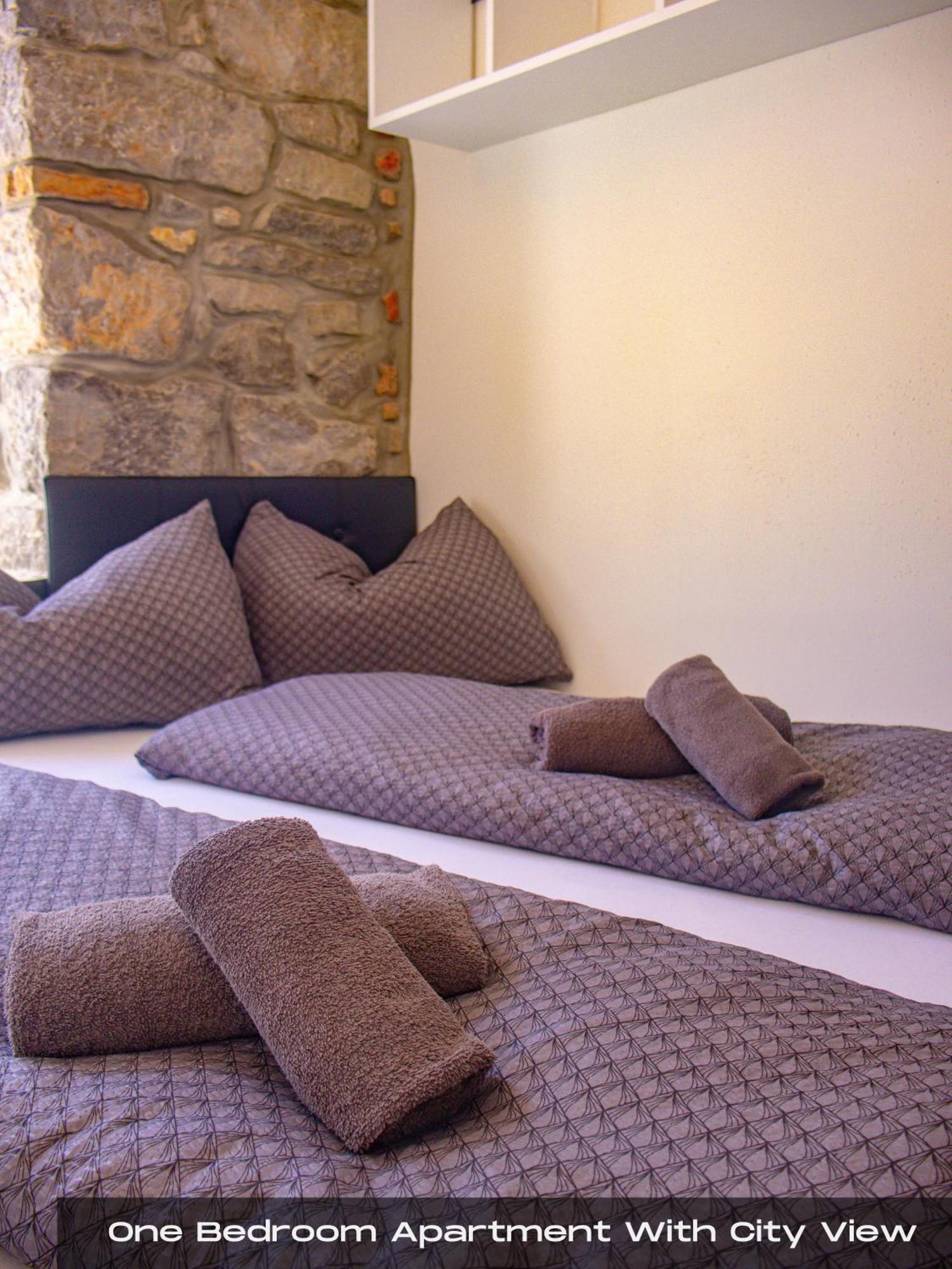 Volos With Roof Terrace, Sea View, Free Private Parking Apartment