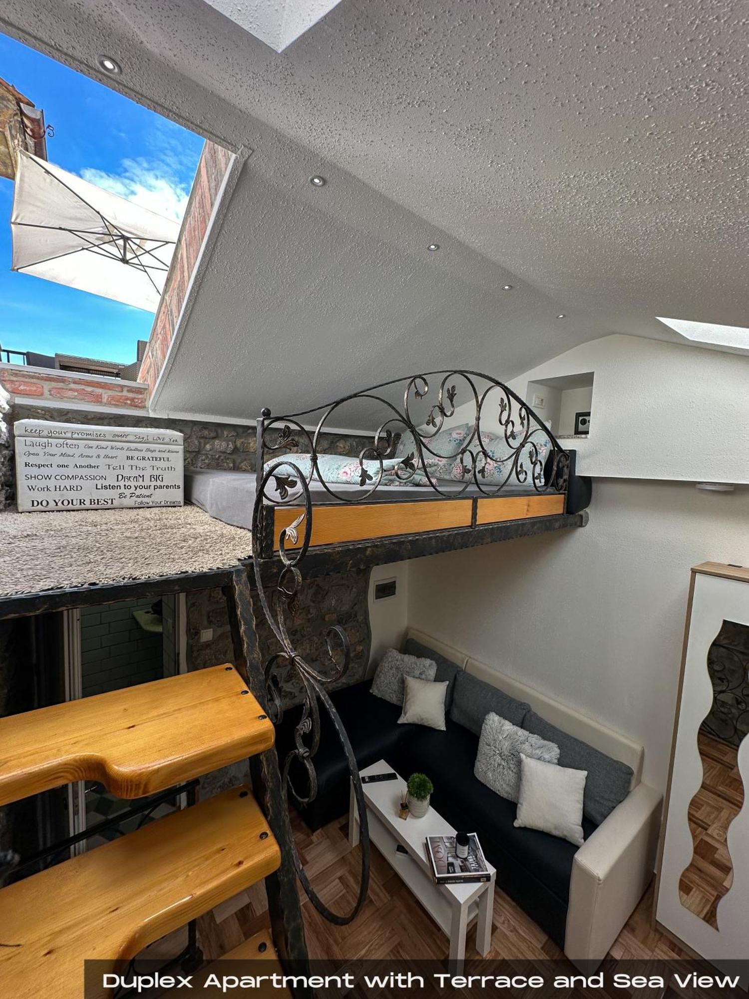 Apartment Volos With Roof Terrace, Sea View, Free Private Parking Opatija